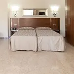 Отель Gran Sol 4*