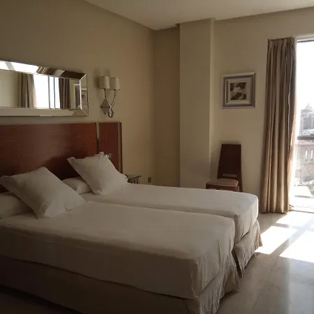 그랜 코로나 솔 4*