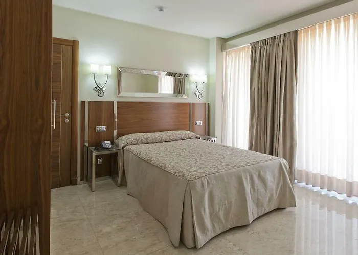 Gran Sol Готель